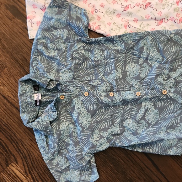 Lot 2 Boys Size 6/Small Button Downs - Picture 3 of 6